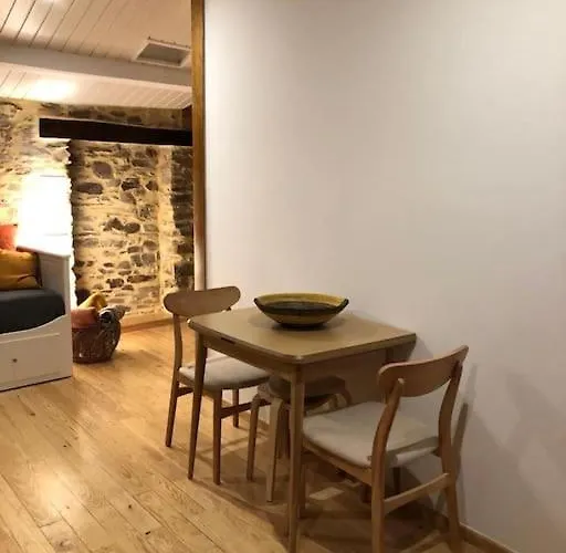 Casa Dos Veados بيت للعطل